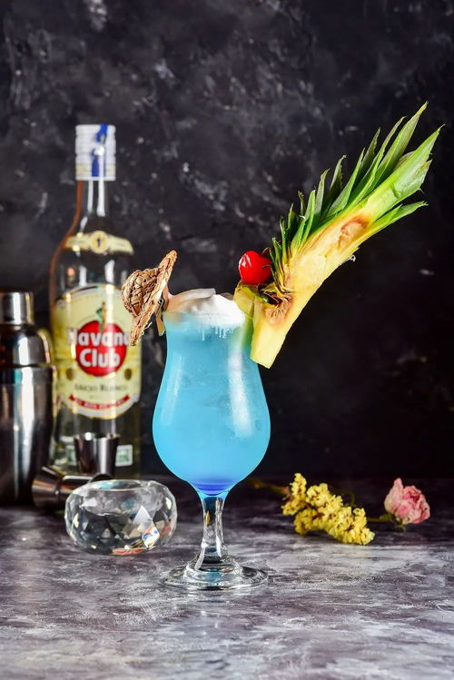 酒吧新手必看 一份輕松上手的飲品選擇指南